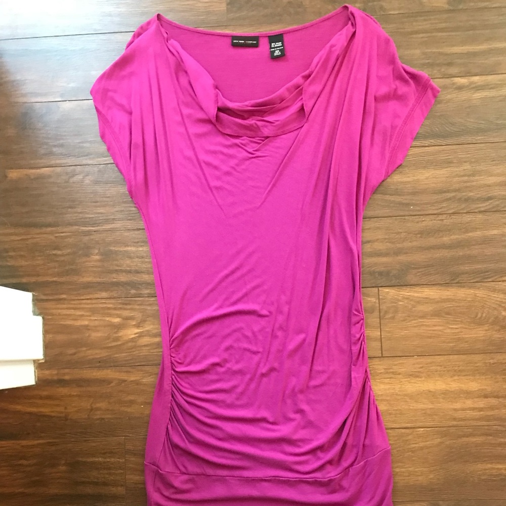 Pink short sleeve New York & Company stretch shirt